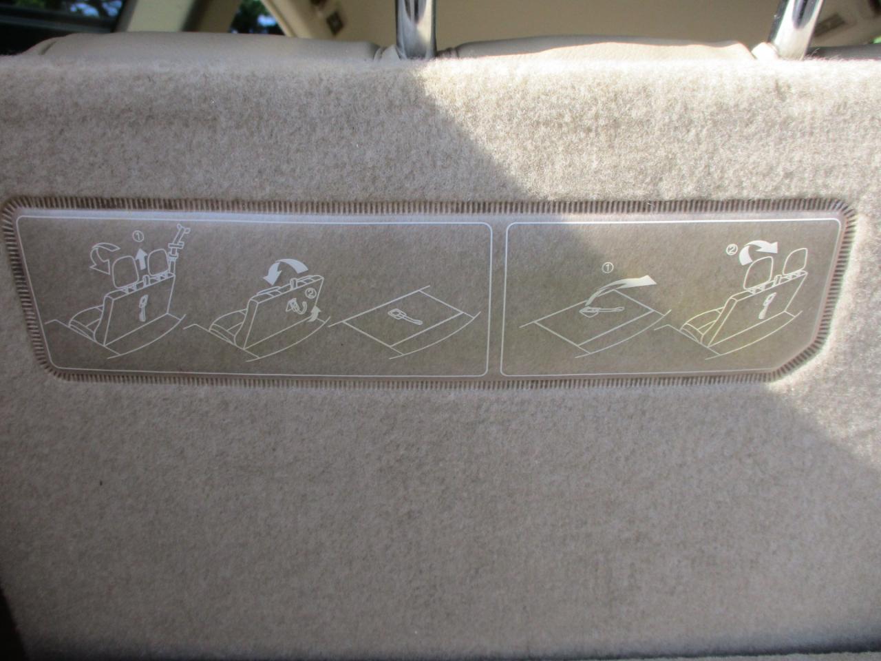Toyota Highlander Base 4WD 2008