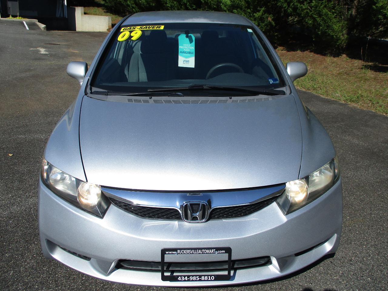 Honda Civic LX Sedan 5-Speed AT 2009