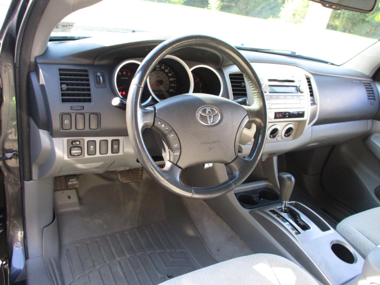 Toyota Tacoma Double Cab Long Bed V6 Auto 4WD 2010