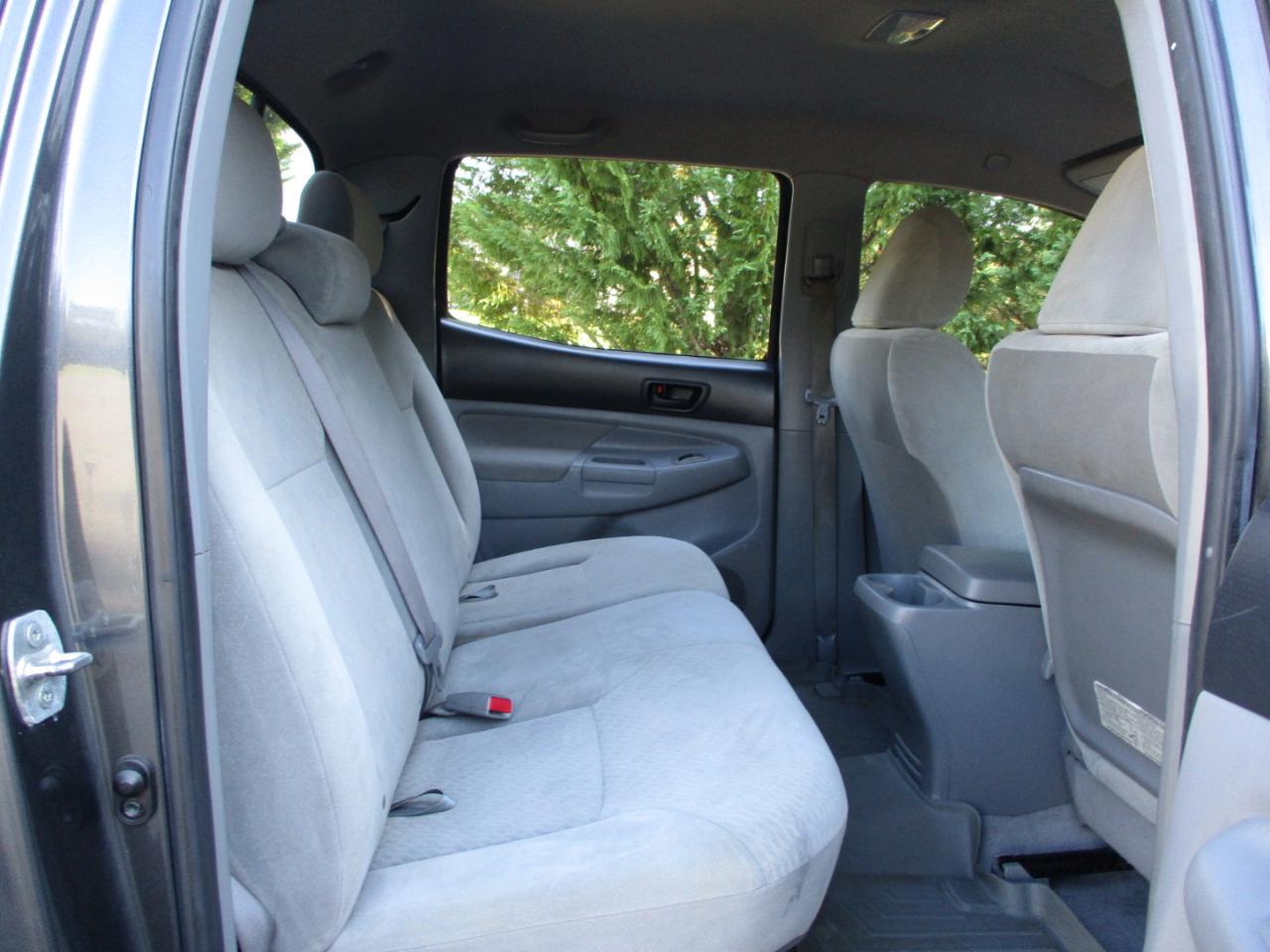 Toyota Tacoma Double Cab Long Bed V6 Auto 4WD 2010