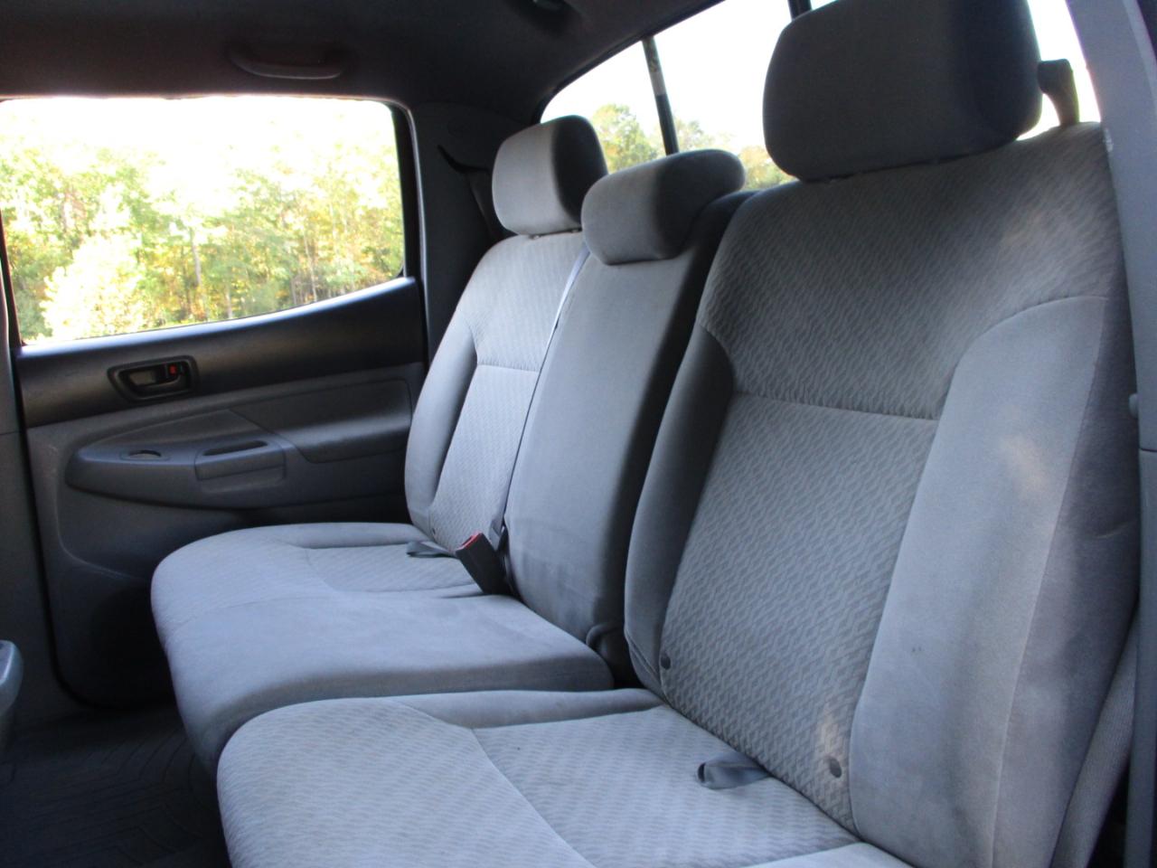 Toyota Tacoma Double Cab Long Bed V6 Auto 4WD 2010