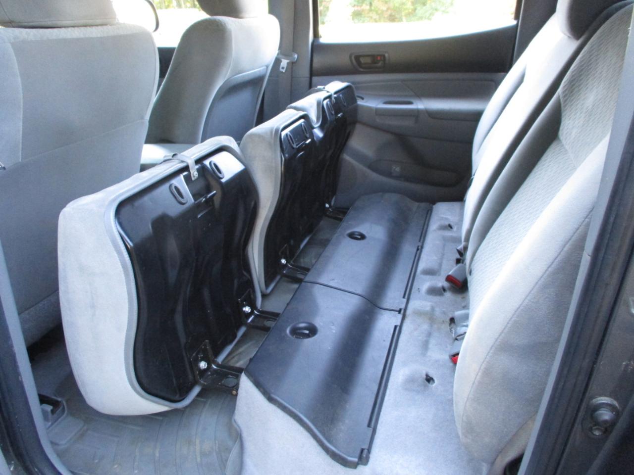 Toyota Tacoma Double Cab Long Bed V6 Auto 4WD 2010