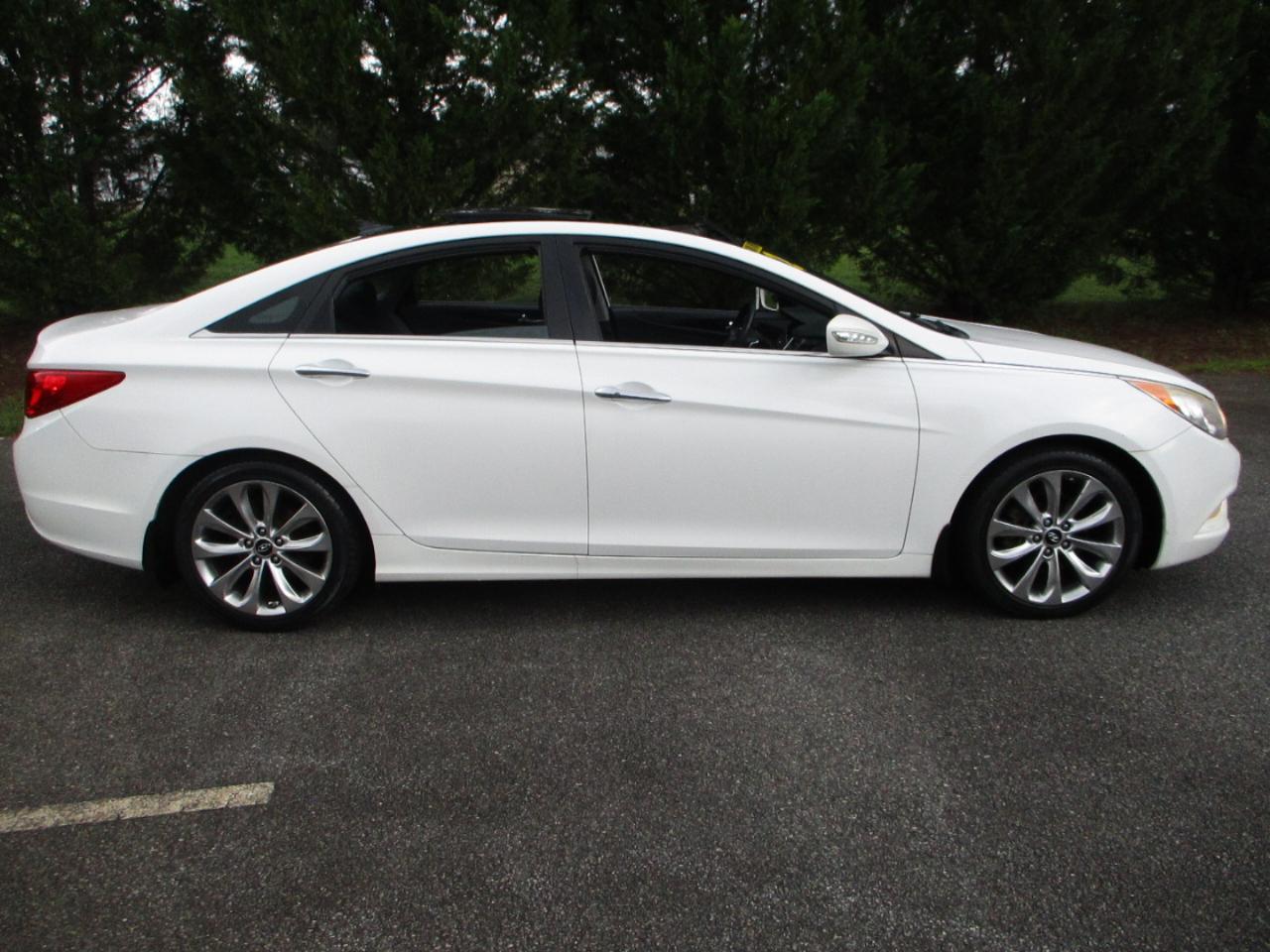 Hyundai Sonata Limited Auto 2012
