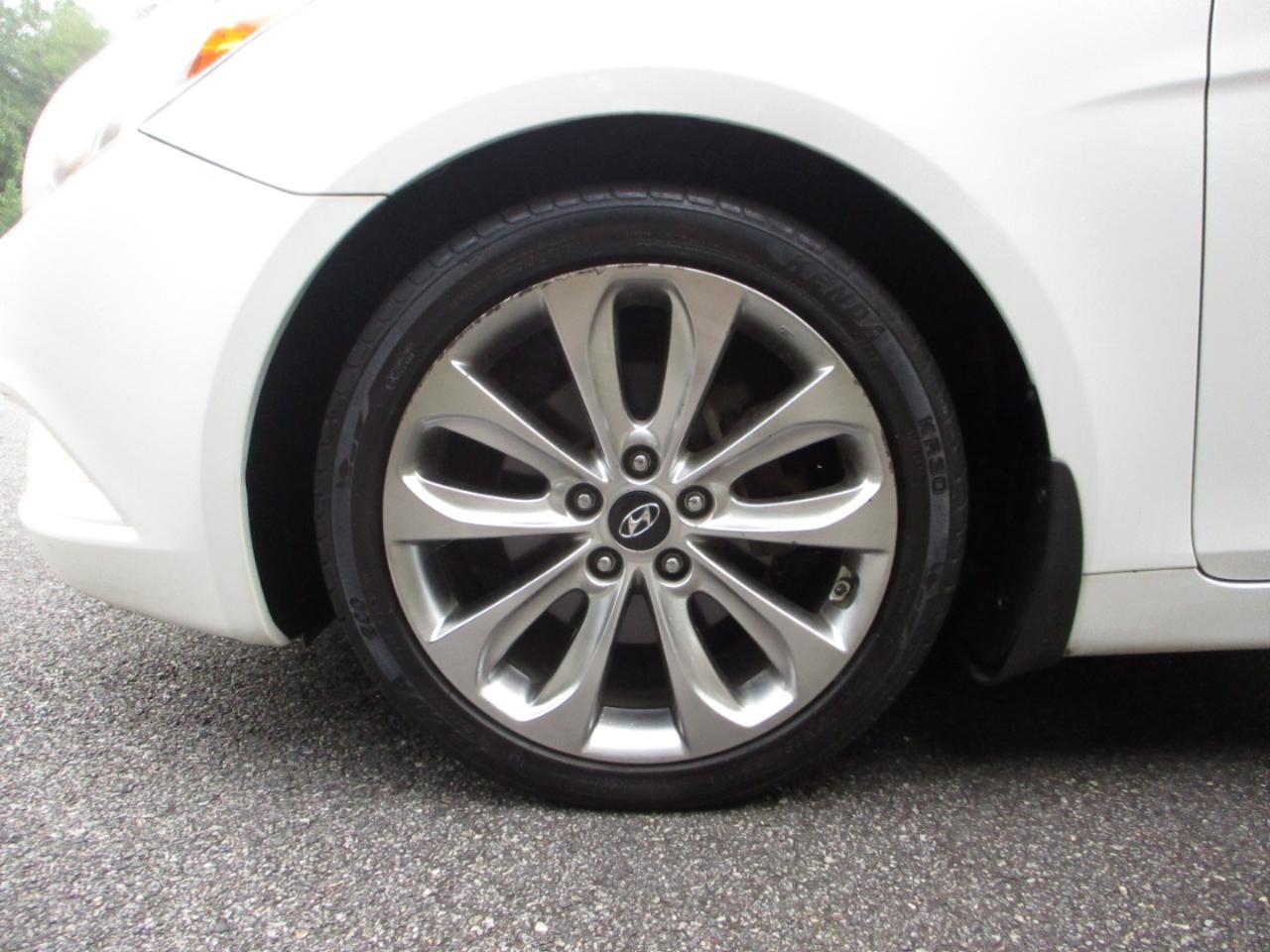 Hyundai Sonata Limited Auto 2012