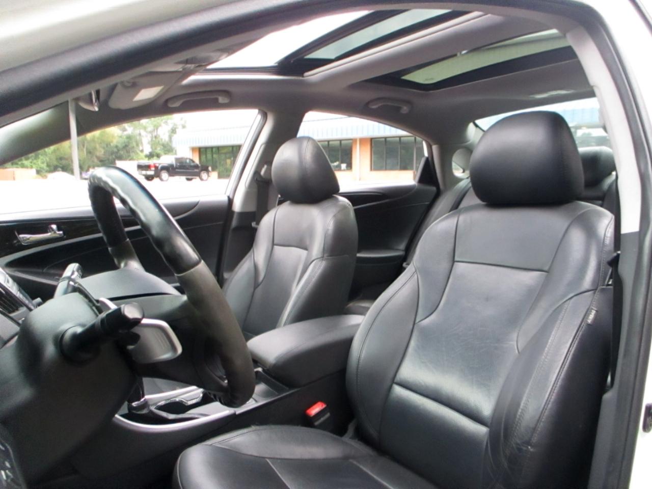 Hyundai Sonata Limited Auto 2012