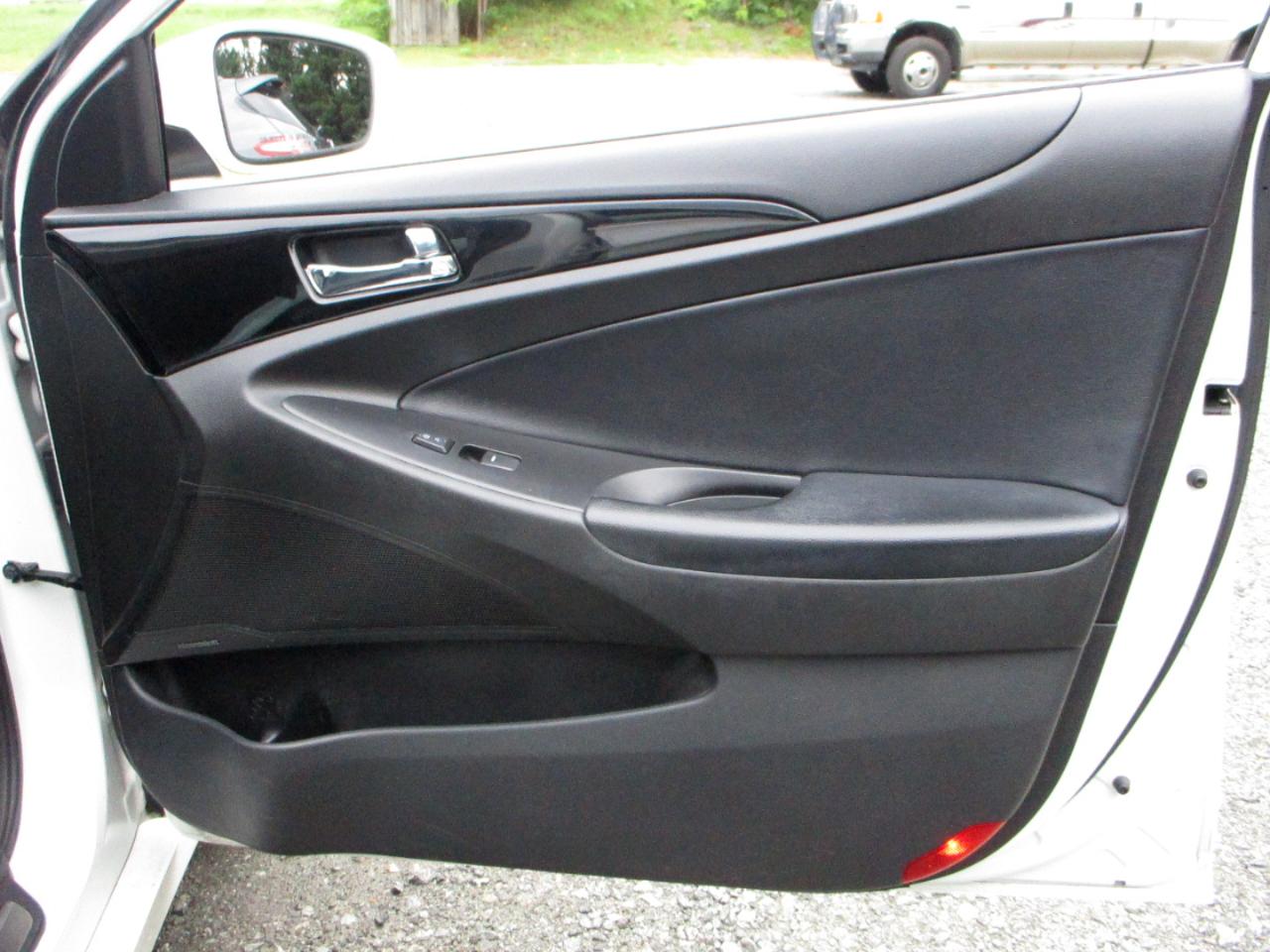 Hyundai Sonata Limited Auto 2012