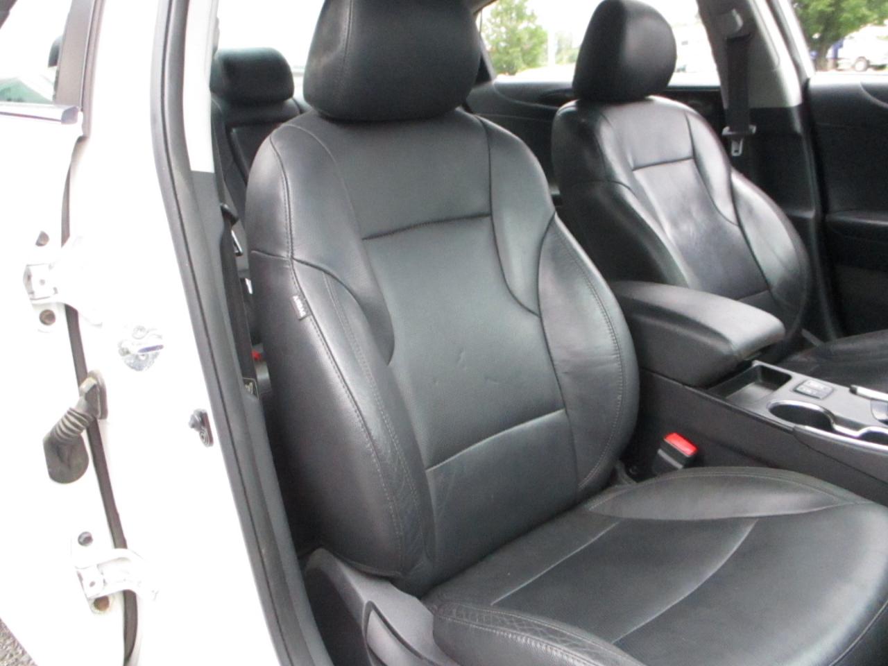 Hyundai Sonata Limited Auto 2012