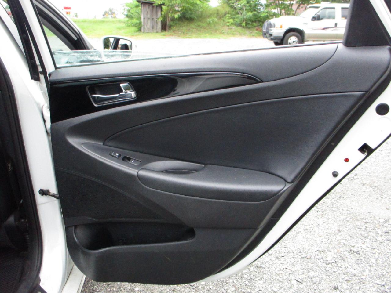 Hyundai Sonata Limited Auto 2012