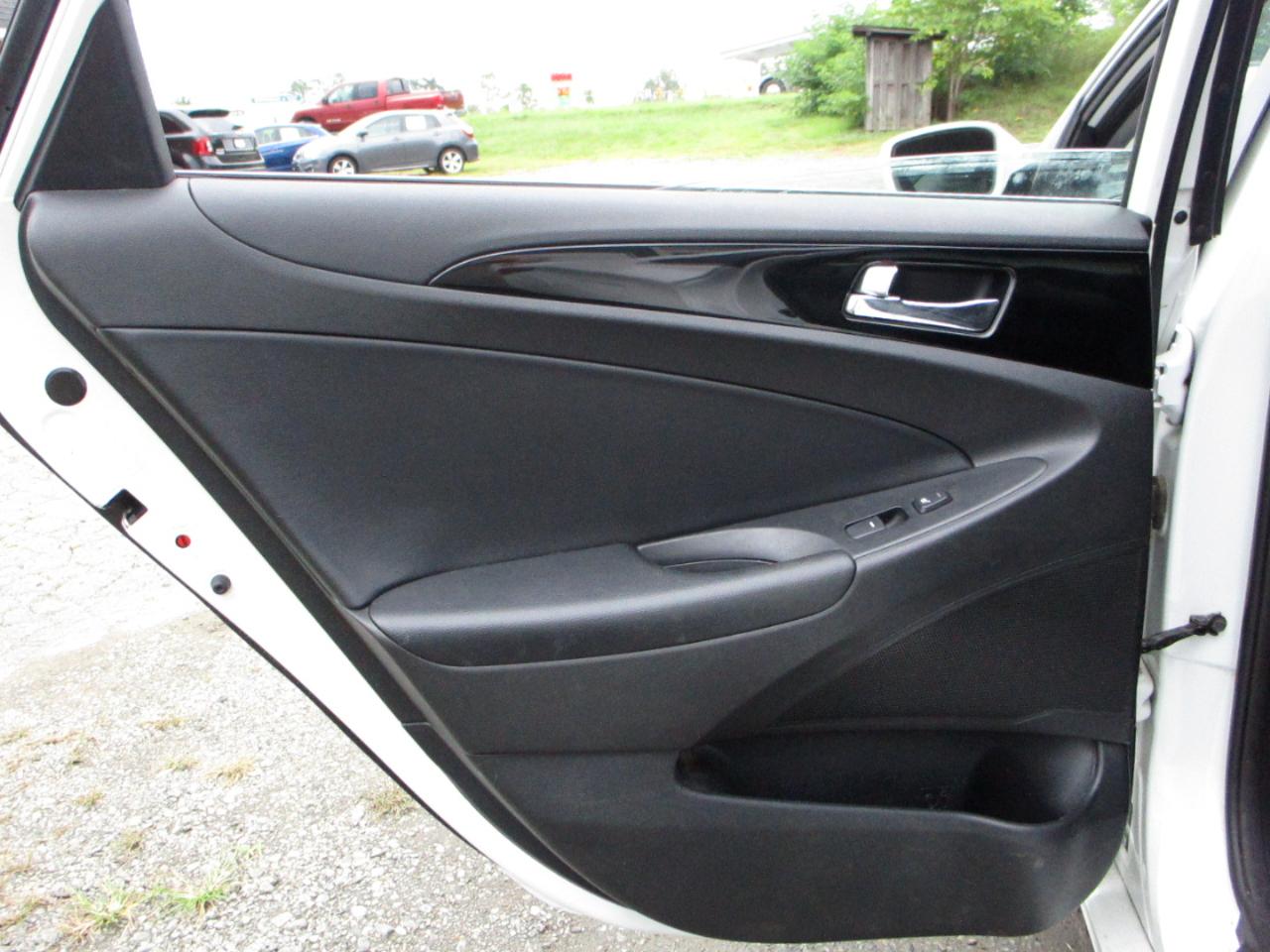 Hyundai Sonata Limited Auto 2012