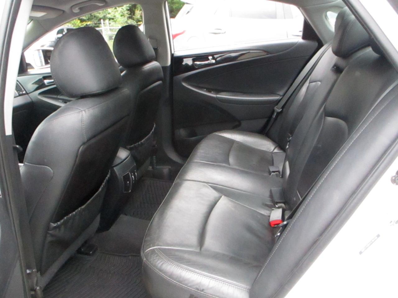 Hyundai Sonata Limited Auto 2012