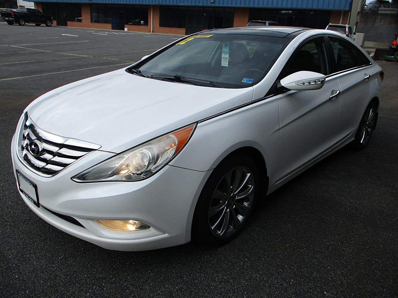 Hyundai Sonata Limited Auto 2012