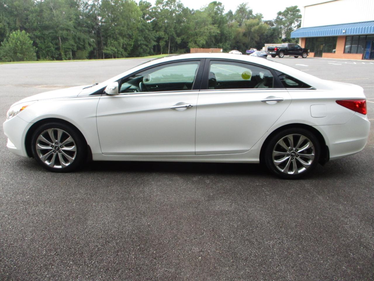 Hyundai Sonata Limited Auto 2012