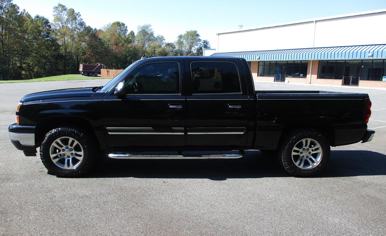 Chevrolet Silverado 1500 LT3 Crew Cab 4WD 2006