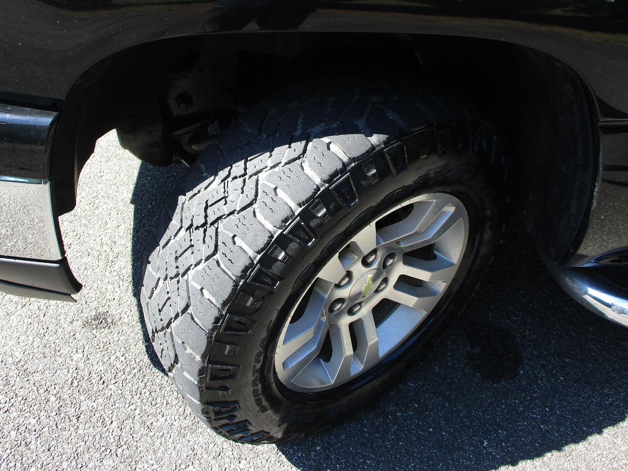Chevrolet Silverado 1500 LT3 Crew Cab 4WD 2006