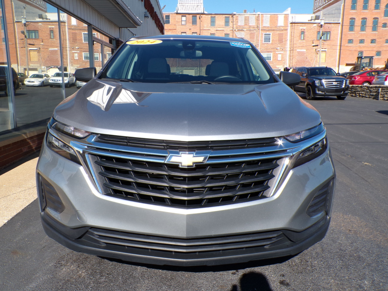 Chevrolet Equinox FWD 4dr LS w/1LS 2024 Chevrolet Equinox FWD 4dr LS w/1LS 2024