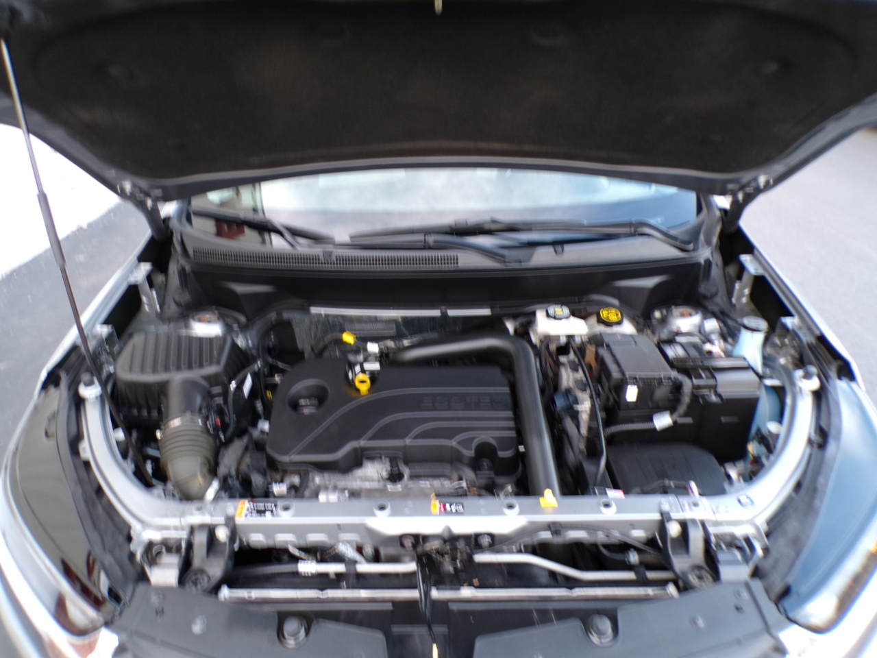 Chevrolet Equinox FWD 4dr LS w/1LS 2024 Chevrolet Equinox FWD 4dr LS w/1LS 2024