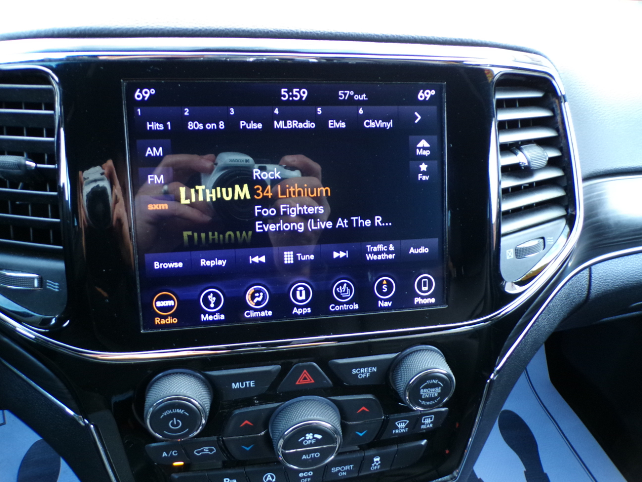 Jeep Grand Cherokee Limited 4x4 2019 Jeep Grand Cherokee Limited 4x4 2019