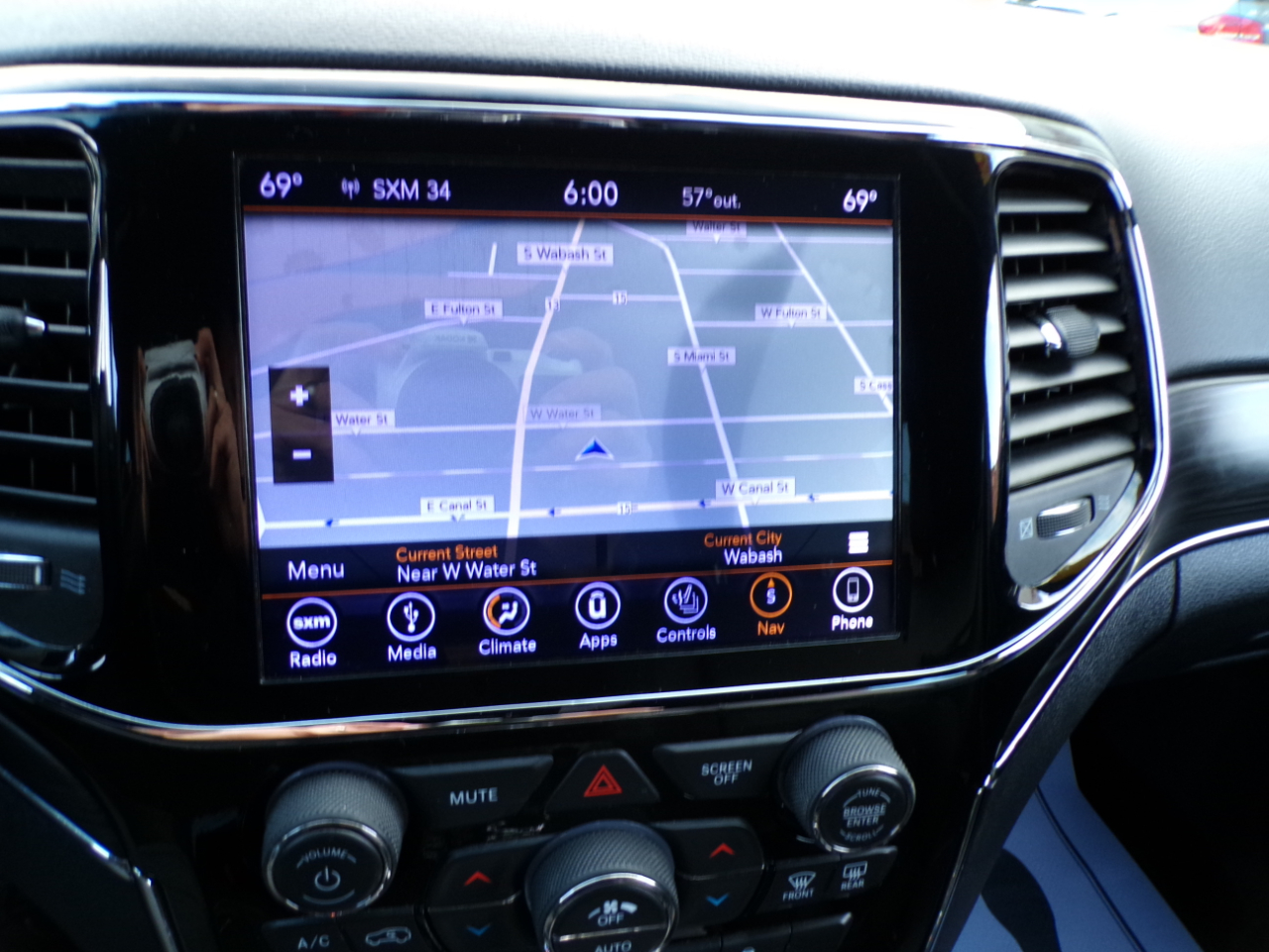 Jeep Grand Cherokee Limited 4x4 2019 Jeep Grand Cherokee Limited 4x4 2019