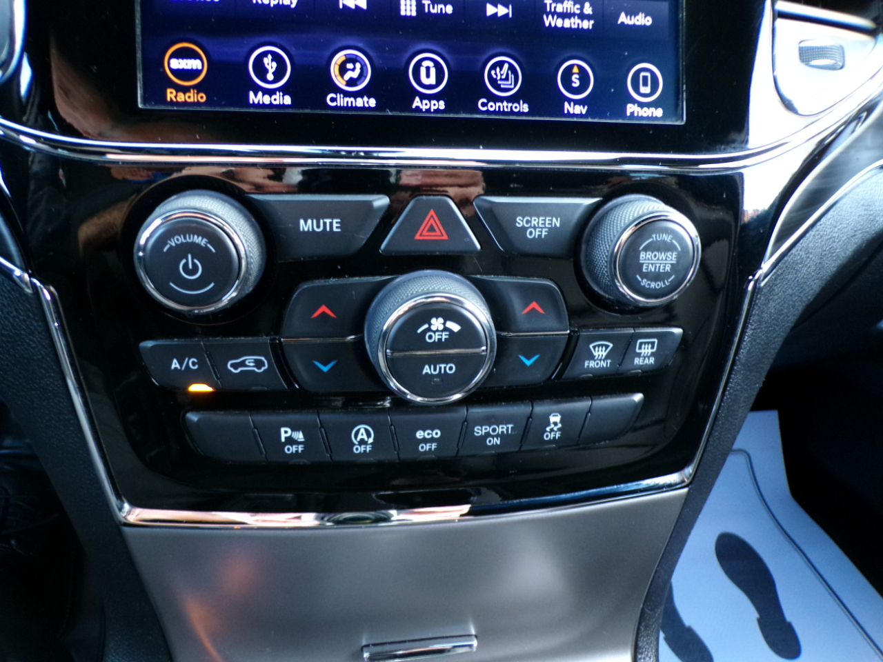 Jeep Grand Cherokee Limited 4x4 2019 Jeep Grand Cherokee Limited 4x4 2019