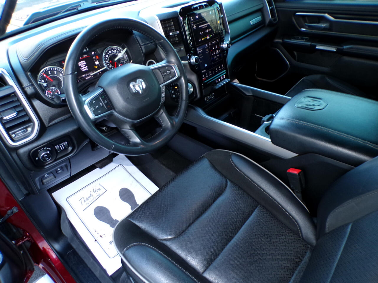 RAM 1500 Laramie 4x4 Crew Cab 5'7" Box 2023