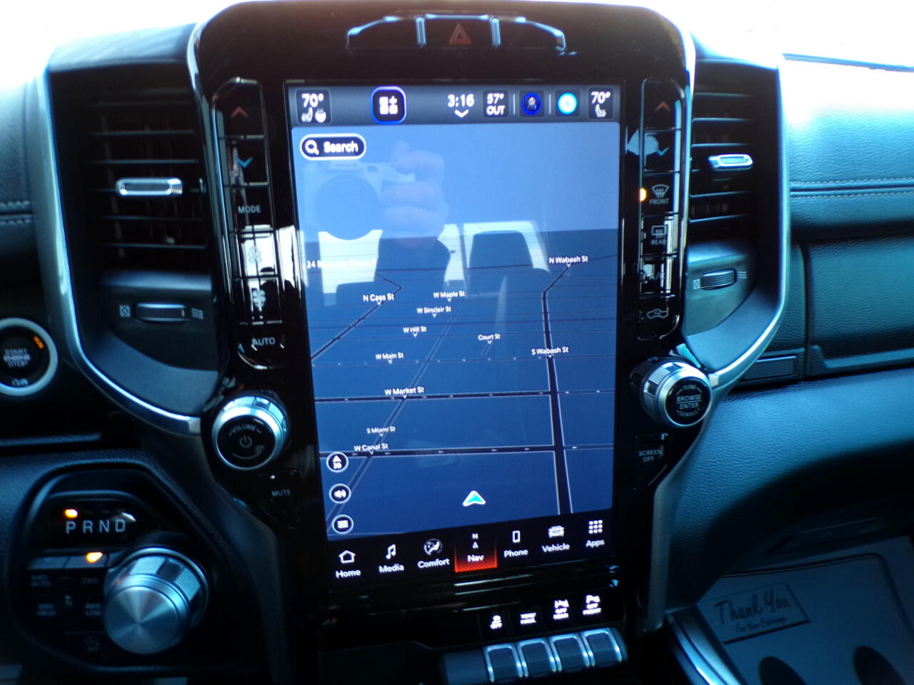 RAM 1500 Laramie 4x4 Crew Cab 5'7" Box 2023