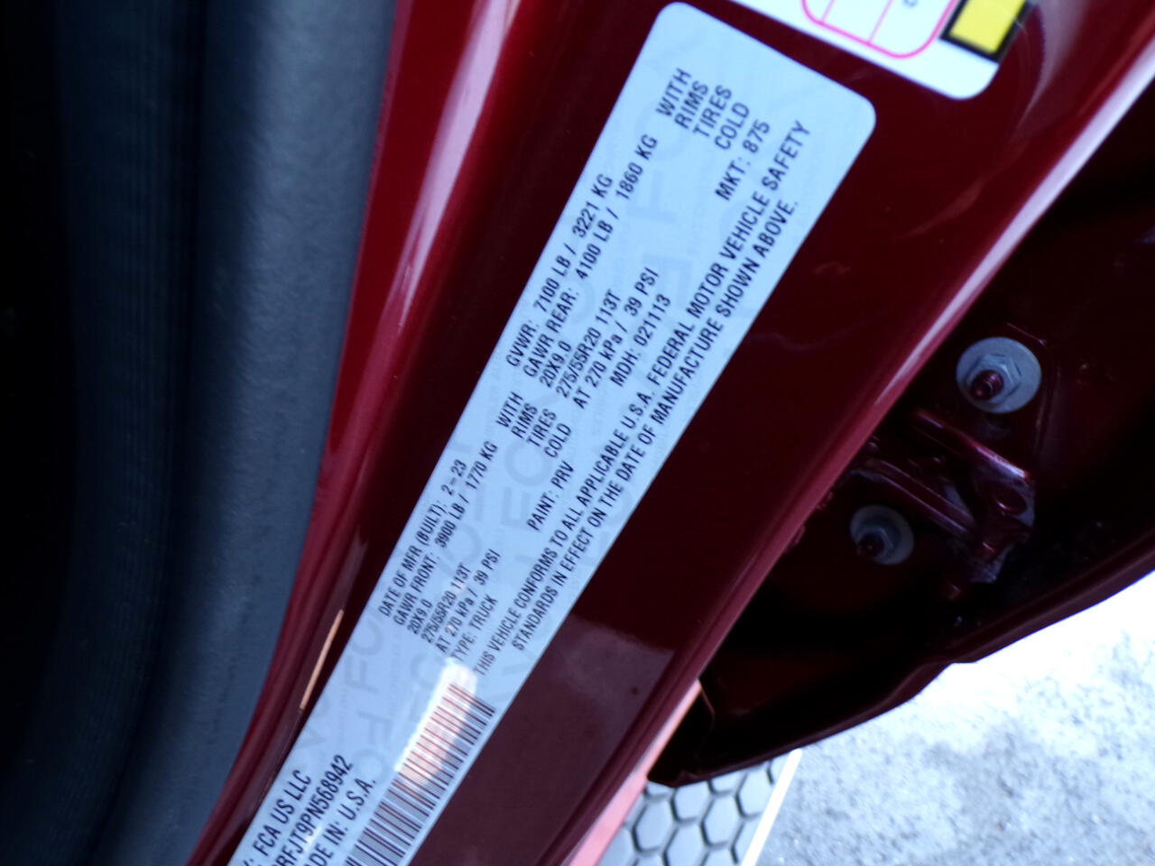 RAM 1500 Laramie 4x4 Crew Cab 5'7" Box 2023