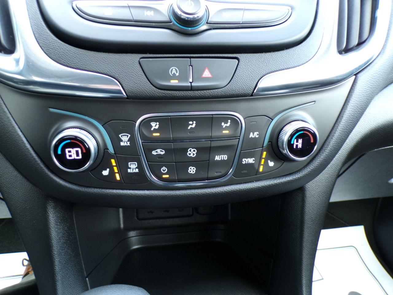 Chevrolet Equinox FWD 4dr LT w/1LT 2024