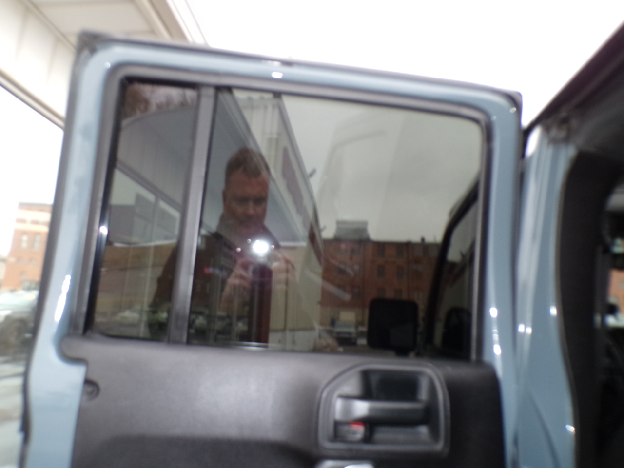 Jeep Wrangler Unlimited 4WD 4dr Sahara 2015