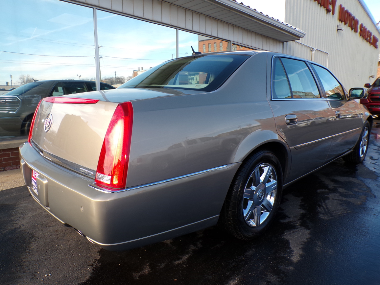 Cadillac DTS 4dr Sdn w/1SC 2006