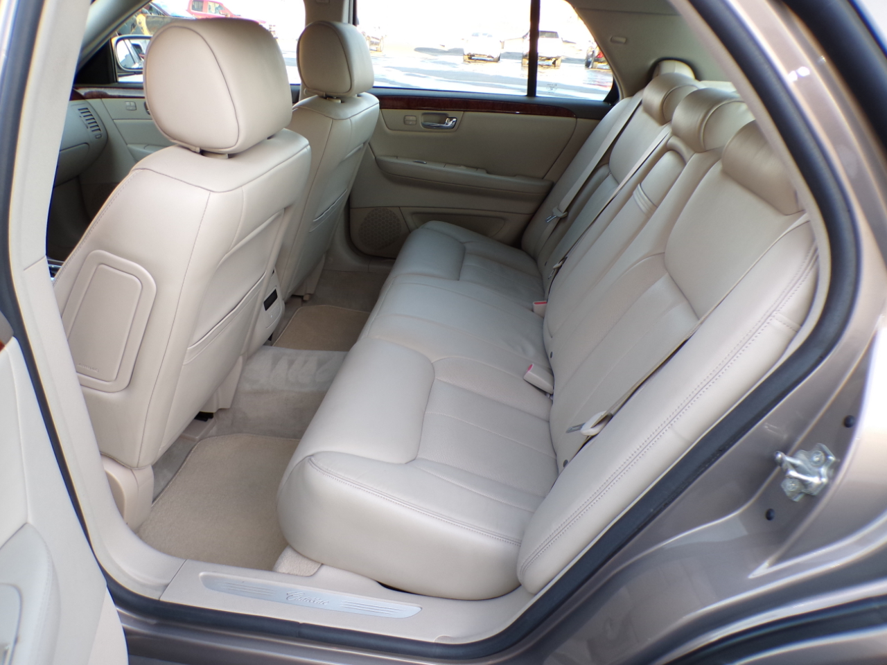 Cadillac DTS 4dr Sdn w/1SC 2006