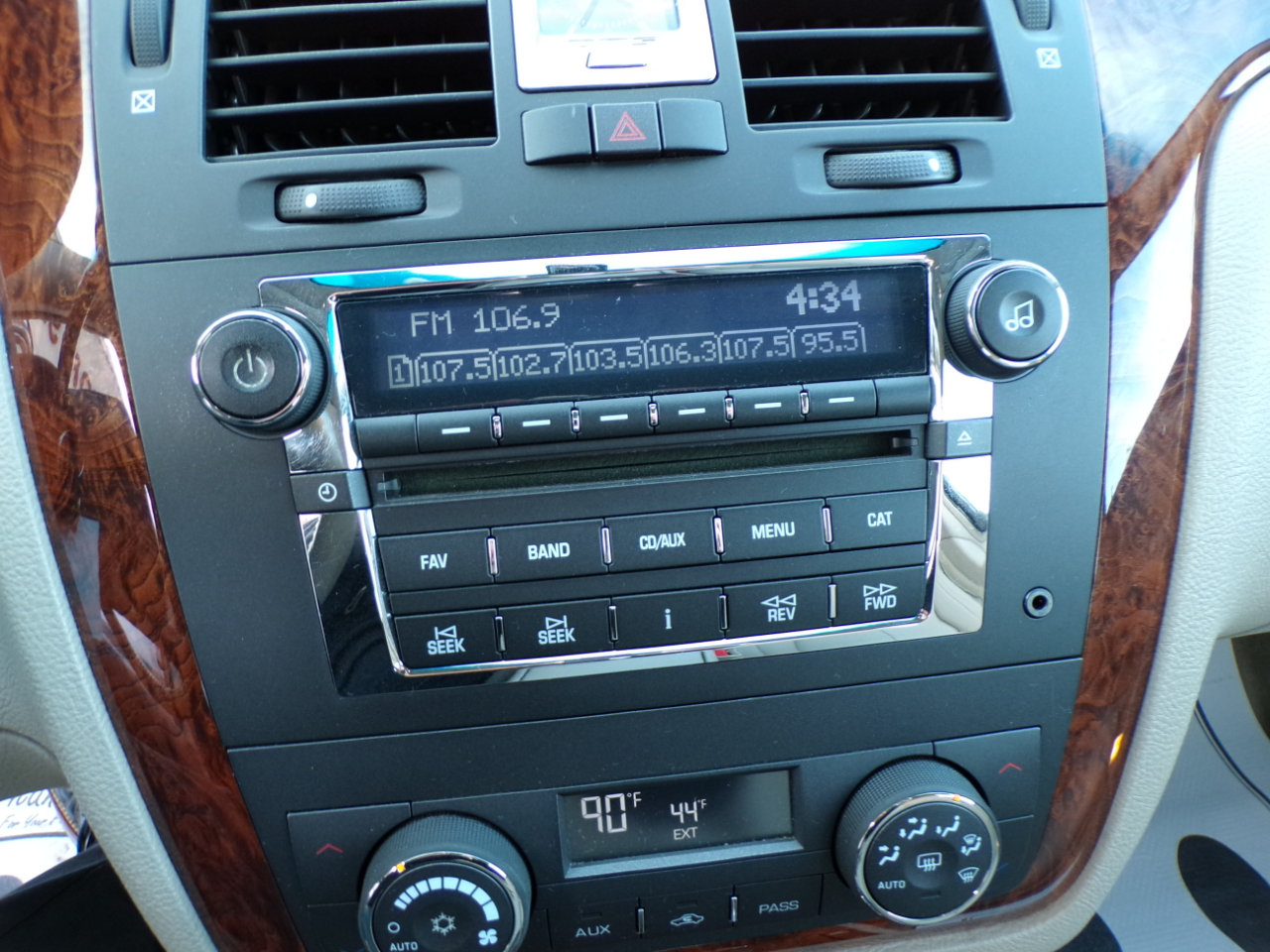 Cadillac DTS 4dr Sdn w/1SC 2006