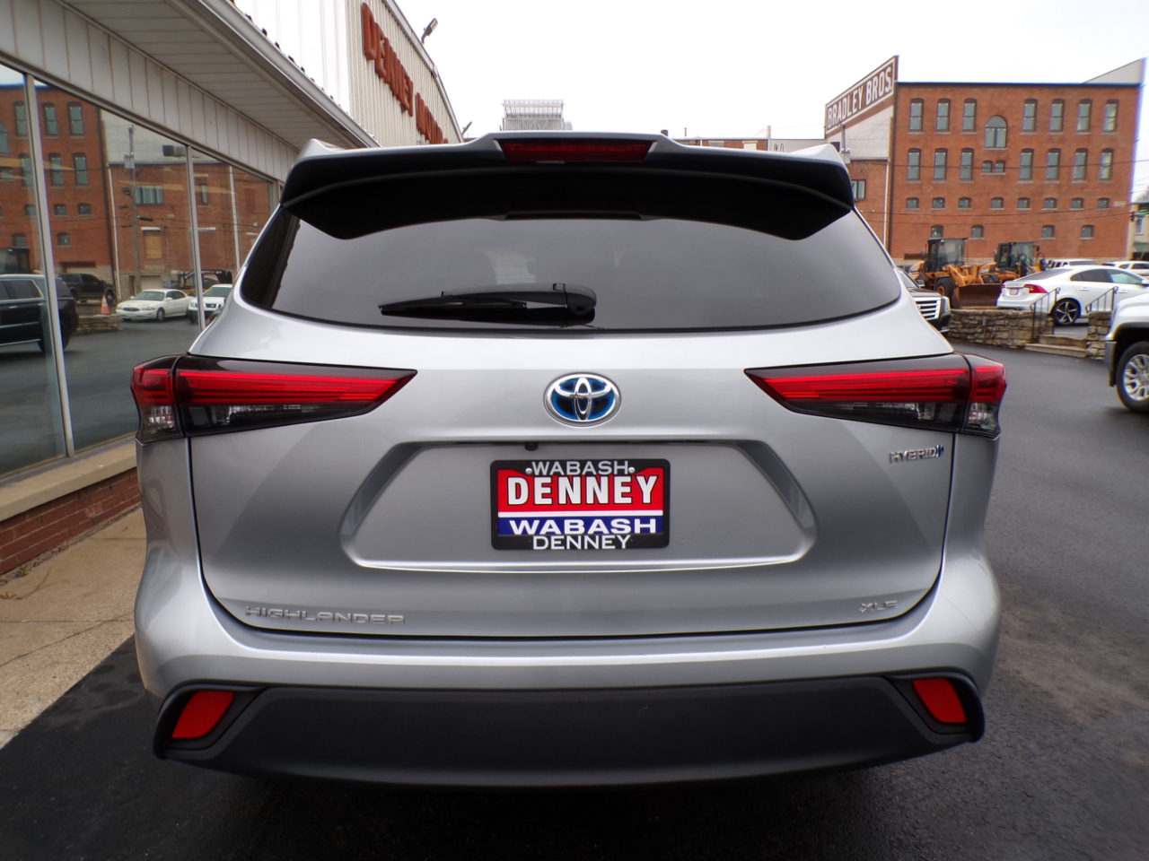 Toyota Highlander Hybrid XLE AWD (Natl) 2020