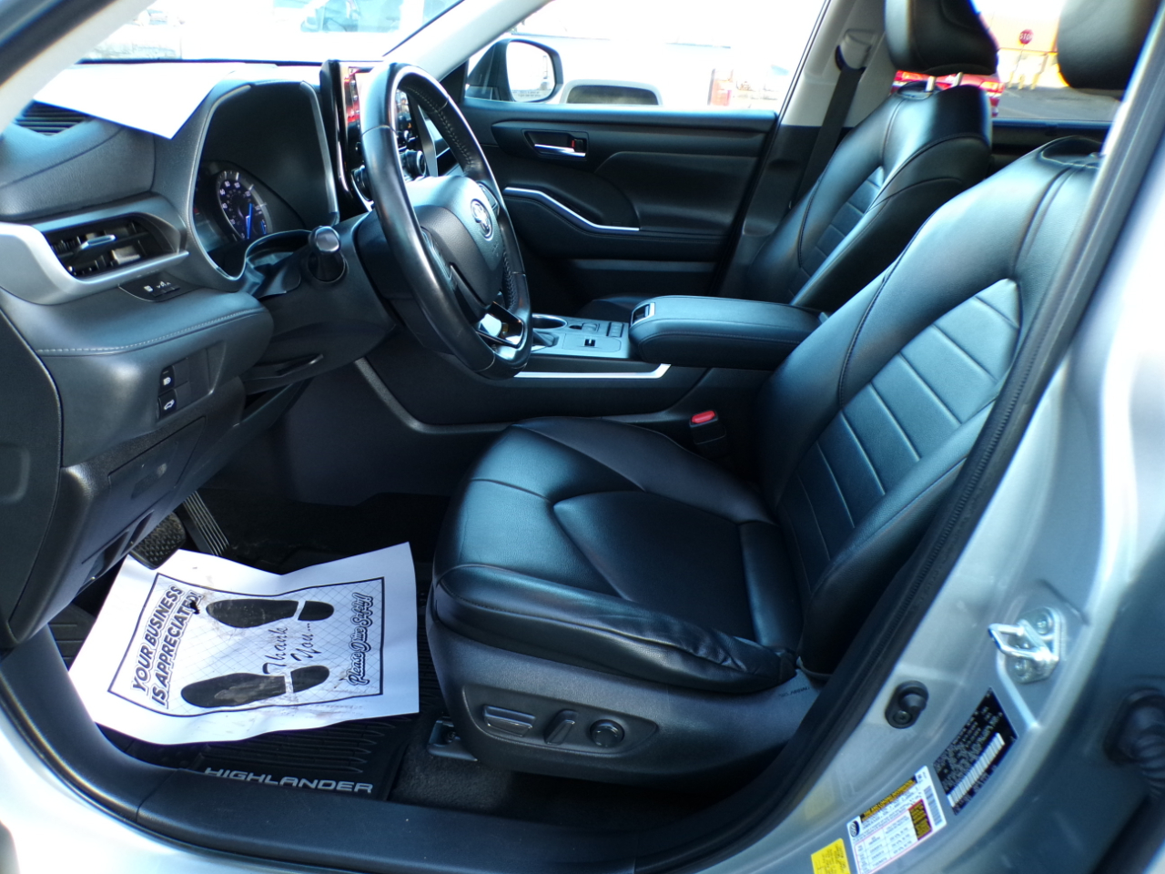 Toyota Highlander Hybrid XLE AWD (Natl) 2020