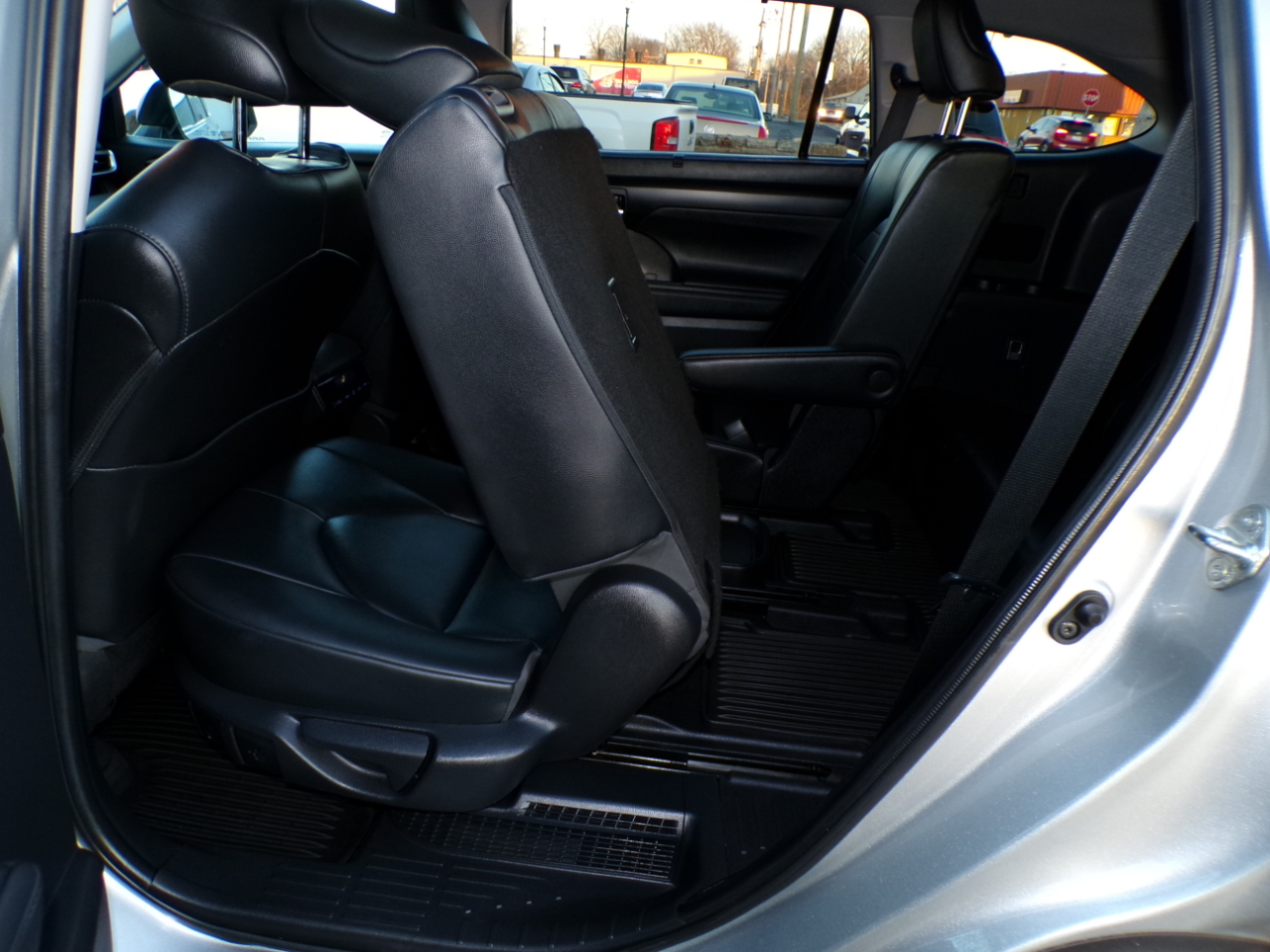 Toyota Highlander Hybrid XLE AWD (Natl) 2020