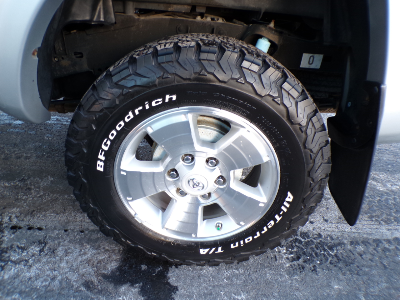 Toyota Tacoma 2WD Double Cab V6 AT PreRunner (Natl) 2012