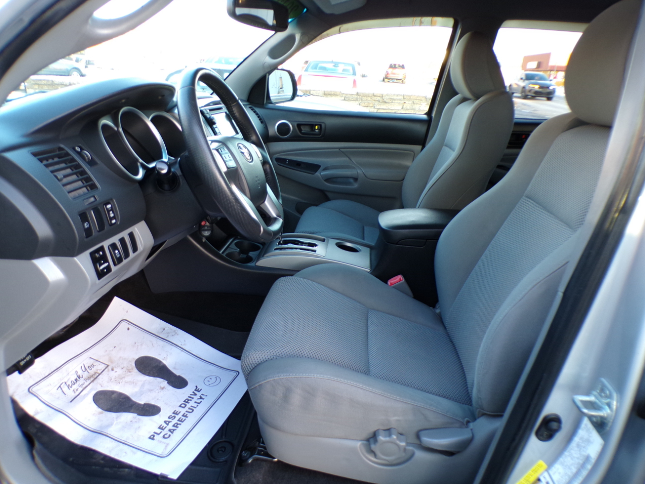 Toyota Tacoma 2WD Double Cab V6 AT PreRunner (Natl) 2012