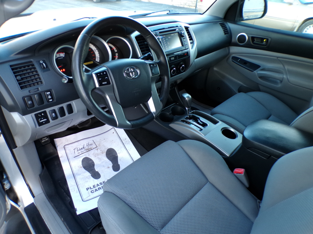 Toyota Tacoma 2WD Double Cab V6 AT PreRunner (Natl) 2012