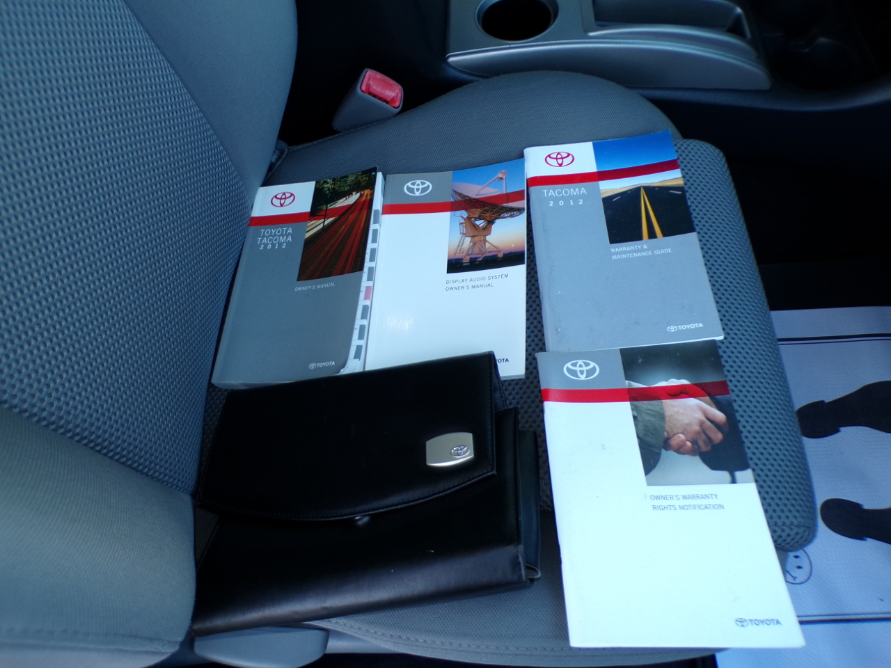 Toyota Tacoma 2WD Double Cab V6 AT PreRunner (Natl) 2012