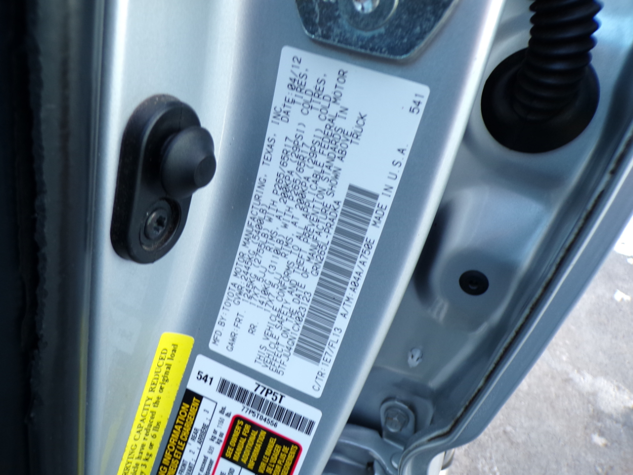 Toyota Tacoma 2WD Double Cab V6 AT PreRunner (Natl) 2012