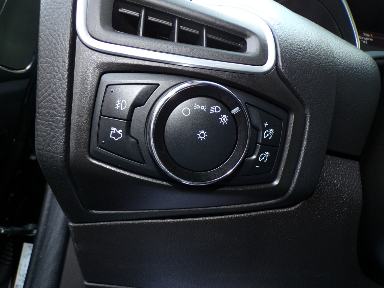 Ford Focus 5dr HB Titanium 2014