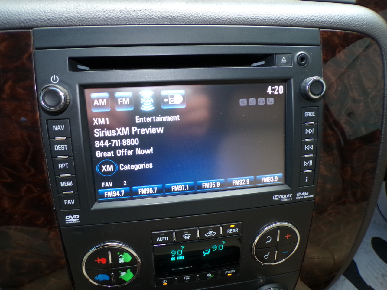 GMC Yukon AWD 4dr 1500 Denali 2013