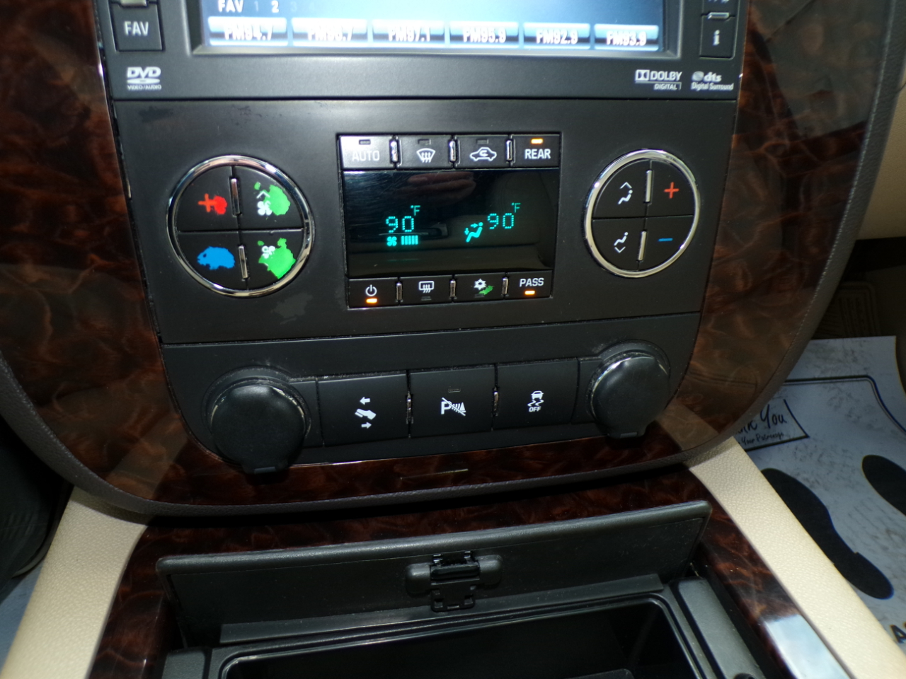 GMC Yukon AWD 4dr 1500 Denali 2013