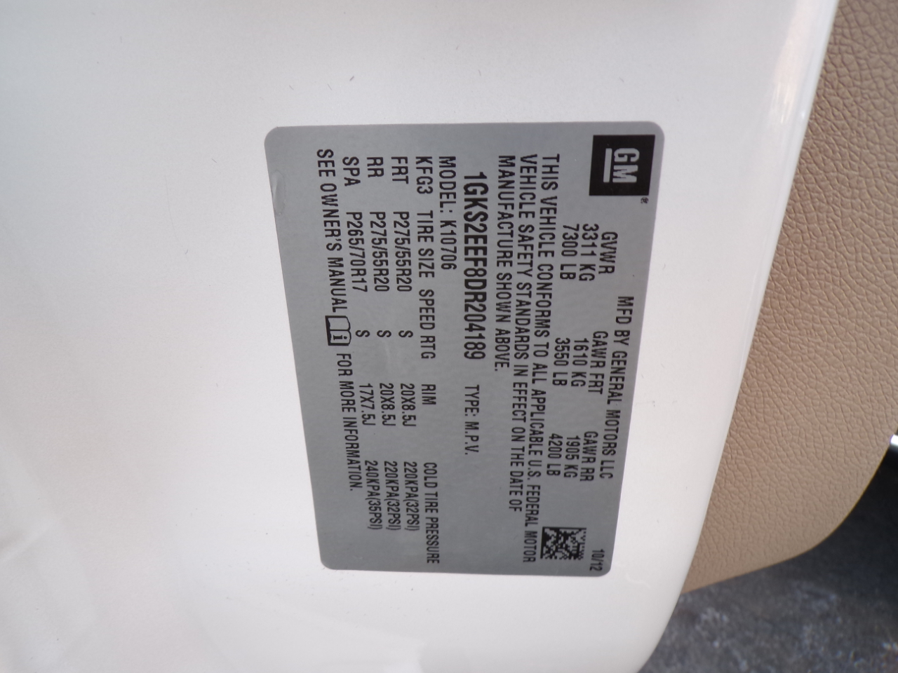 GMC Yukon AWD 4dr 1500 Denali 2013