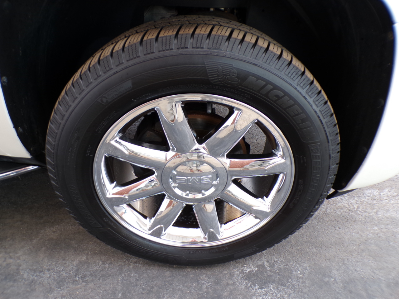 GMC Yukon AWD 4dr 1500 Denali 2013