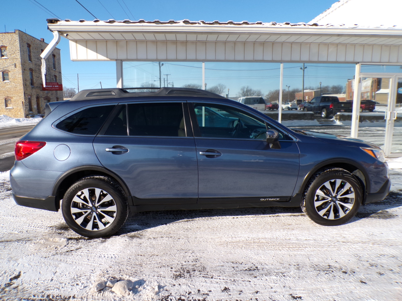 Subaru Outback 4dr Wgn 2.5i Limited 2015