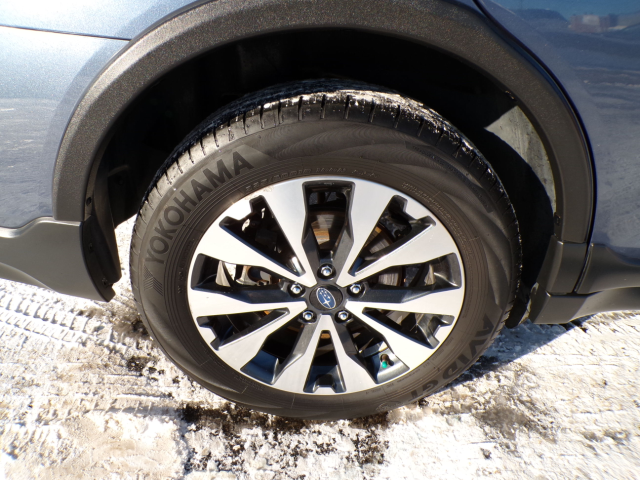 Subaru Outback 4dr Wgn 2.5i Limited 2015