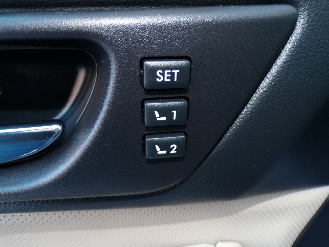 Subaru Outback 4dr Wgn 2.5i Limited 2015