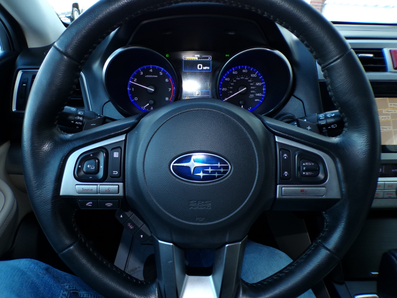 Subaru Outback 4dr Wgn 2.5i Limited 2015