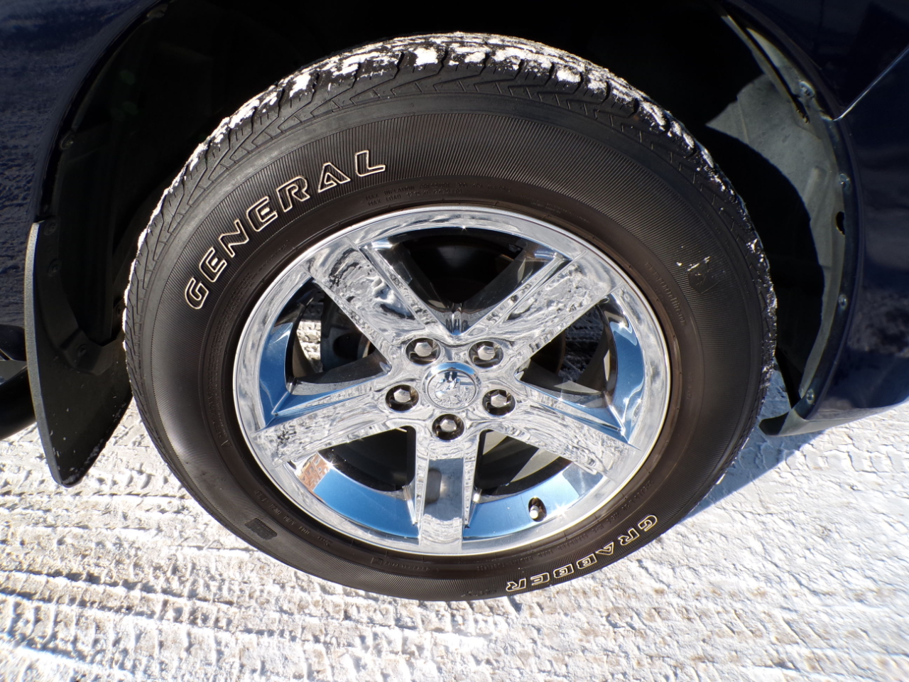 RAM 1500 2WD Crew Cab 140.5" Express 2012