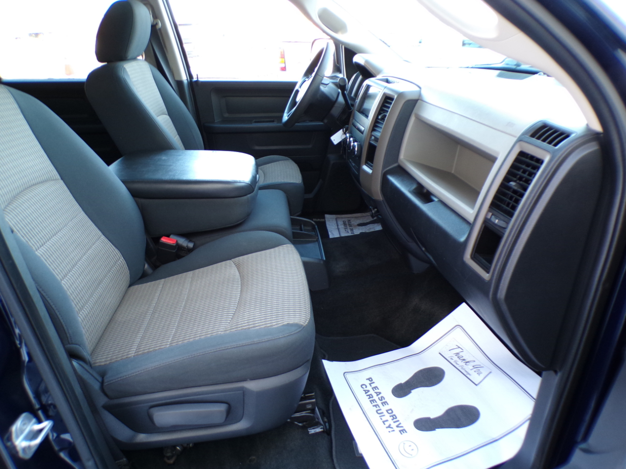 RAM 1500 2WD Crew Cab 140.5" Express 2012